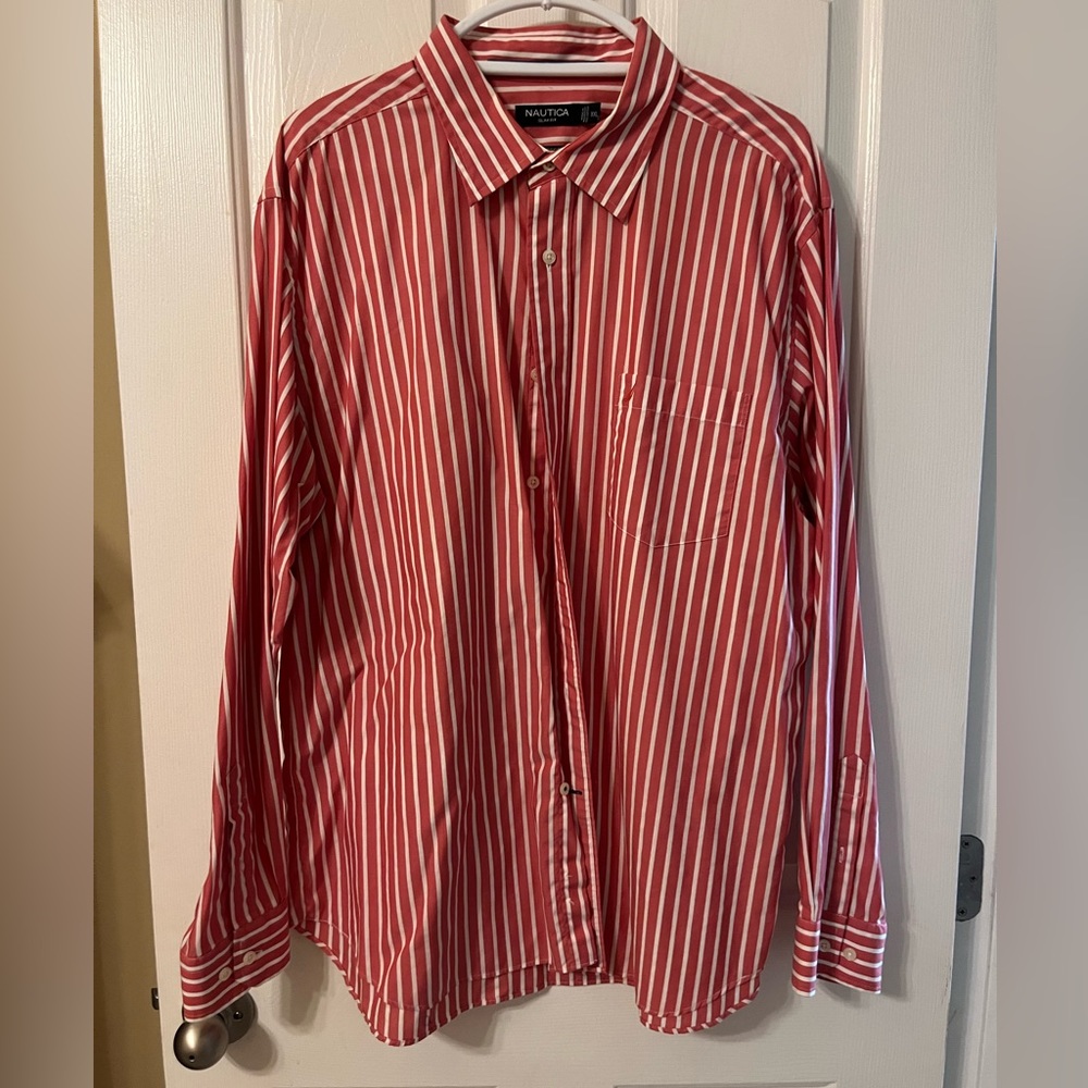 Men Nautica Slim Fit perfect condition.  Size xxl